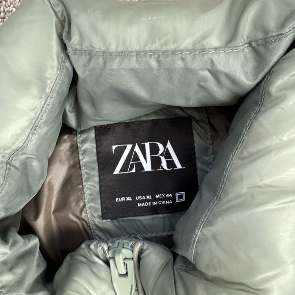 Zara Sage Green Puffer Jacket - Picture 3 of 3